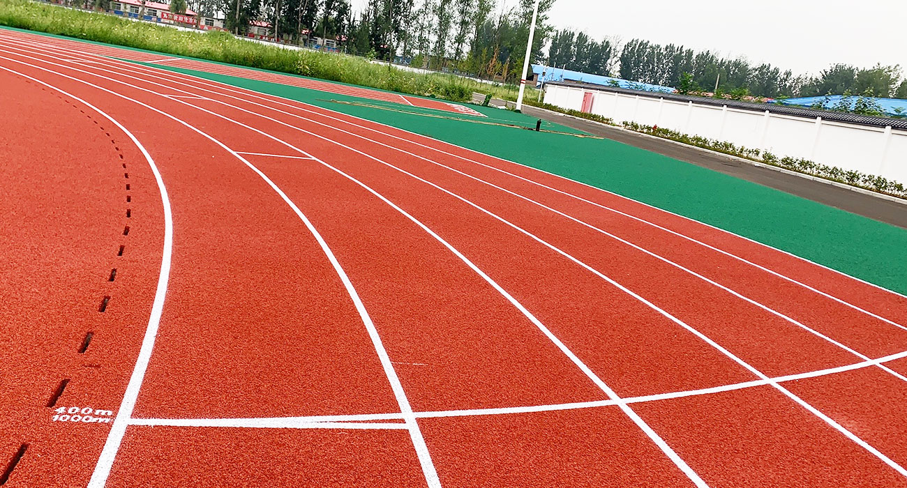 焦作靶场，透气性跑道8100平方